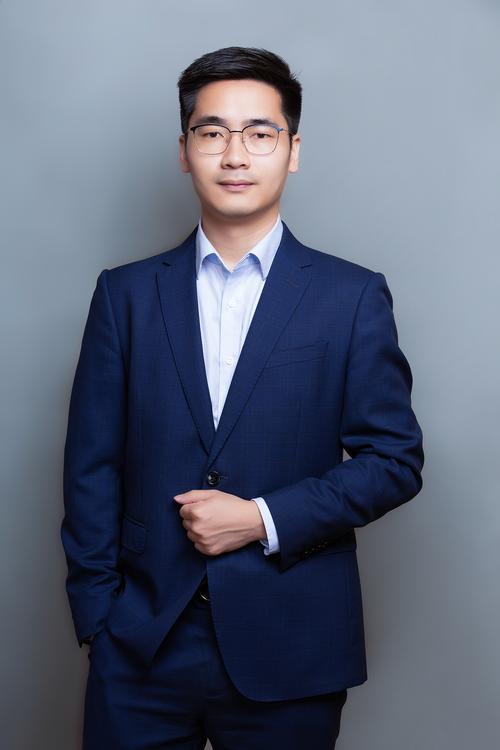 冯家华 创始人 & 执行董事